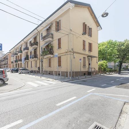 Arte E Cinema - 10 Min Da Venezia Apartamento Mestre Exterior foto