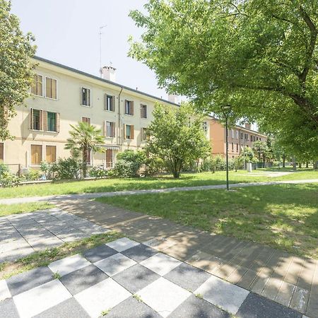 Arte E Cinema - 10 Min Da Venezia Apartamento Mestre Exterior foto