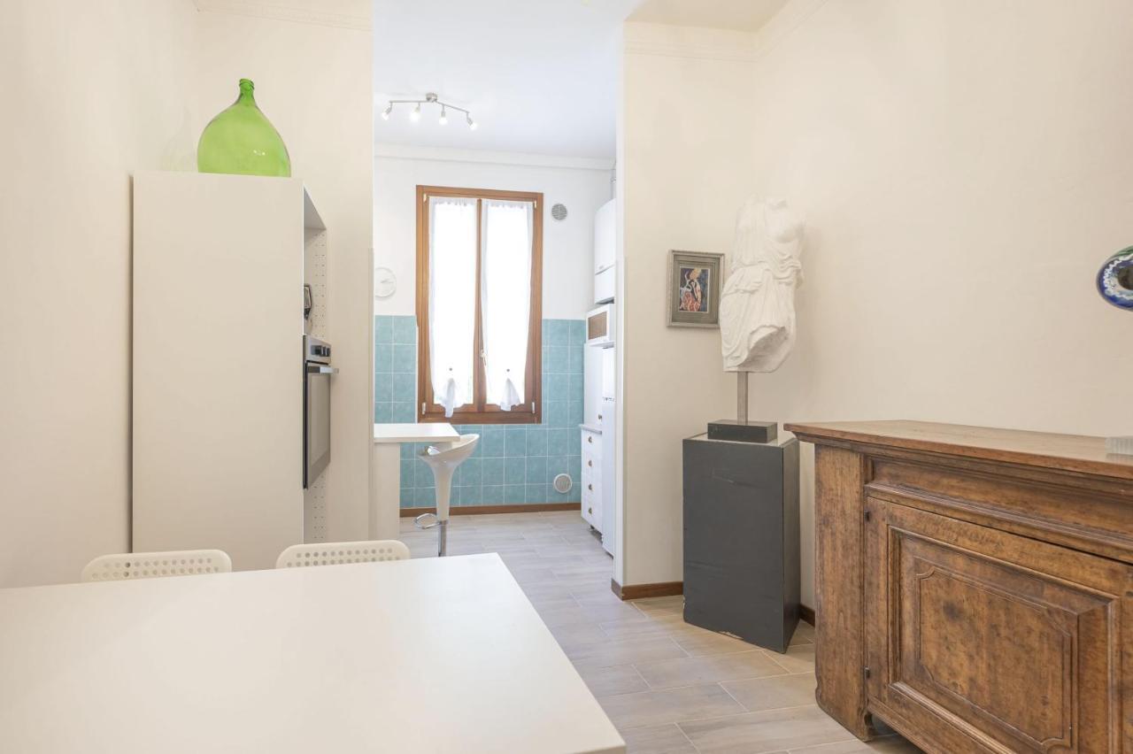 Arte E Cinema - 10 Min Da Venezia Apartamento Mestre Exterior foto