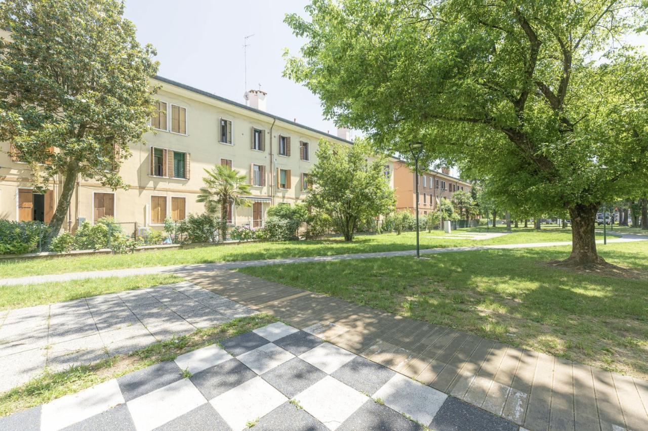 Arte E Cinema - 10 Min Da Venezia Apartamento Mestre Exterior foto