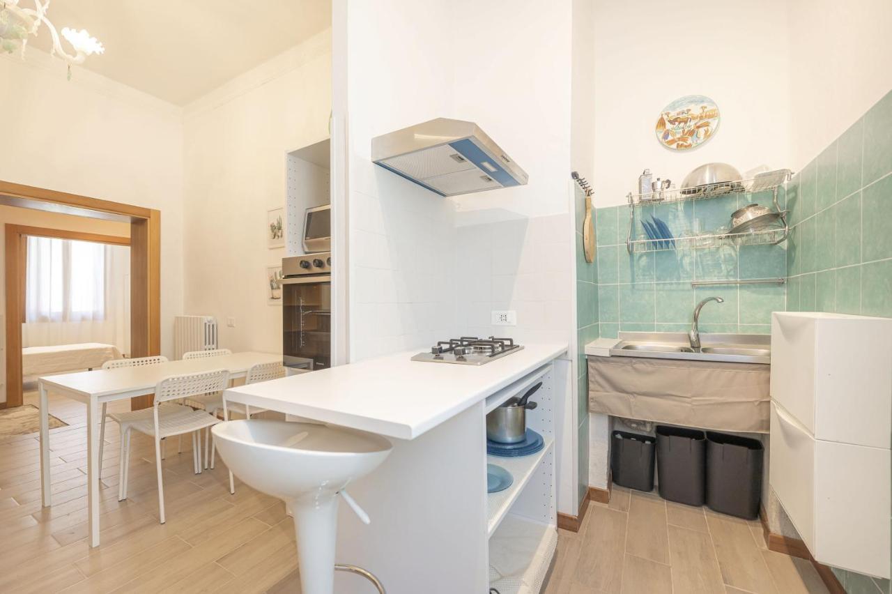 Arte E Cinema - 10 Min Da Venezia Apartamento Mestre Exterior foto